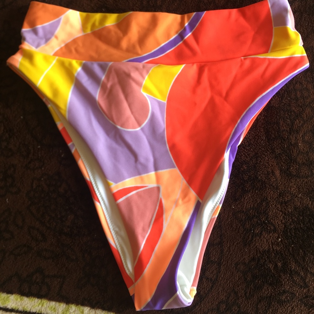 AE High Top Cheeky Bikini Bottomes